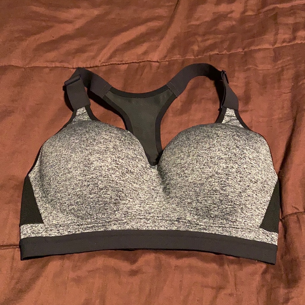 Victorias Sport Brand Euc
